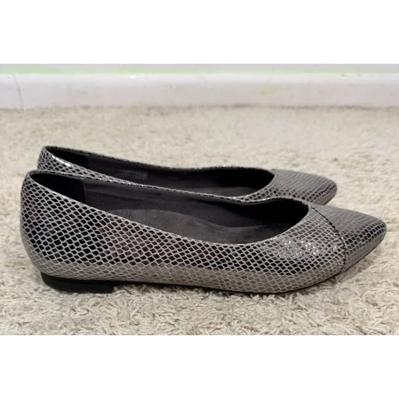 Vionic Caballo Shoes Flats Silver Snakeskin Print Leather Pointed Toe Size 9 - Picture 5 of 11